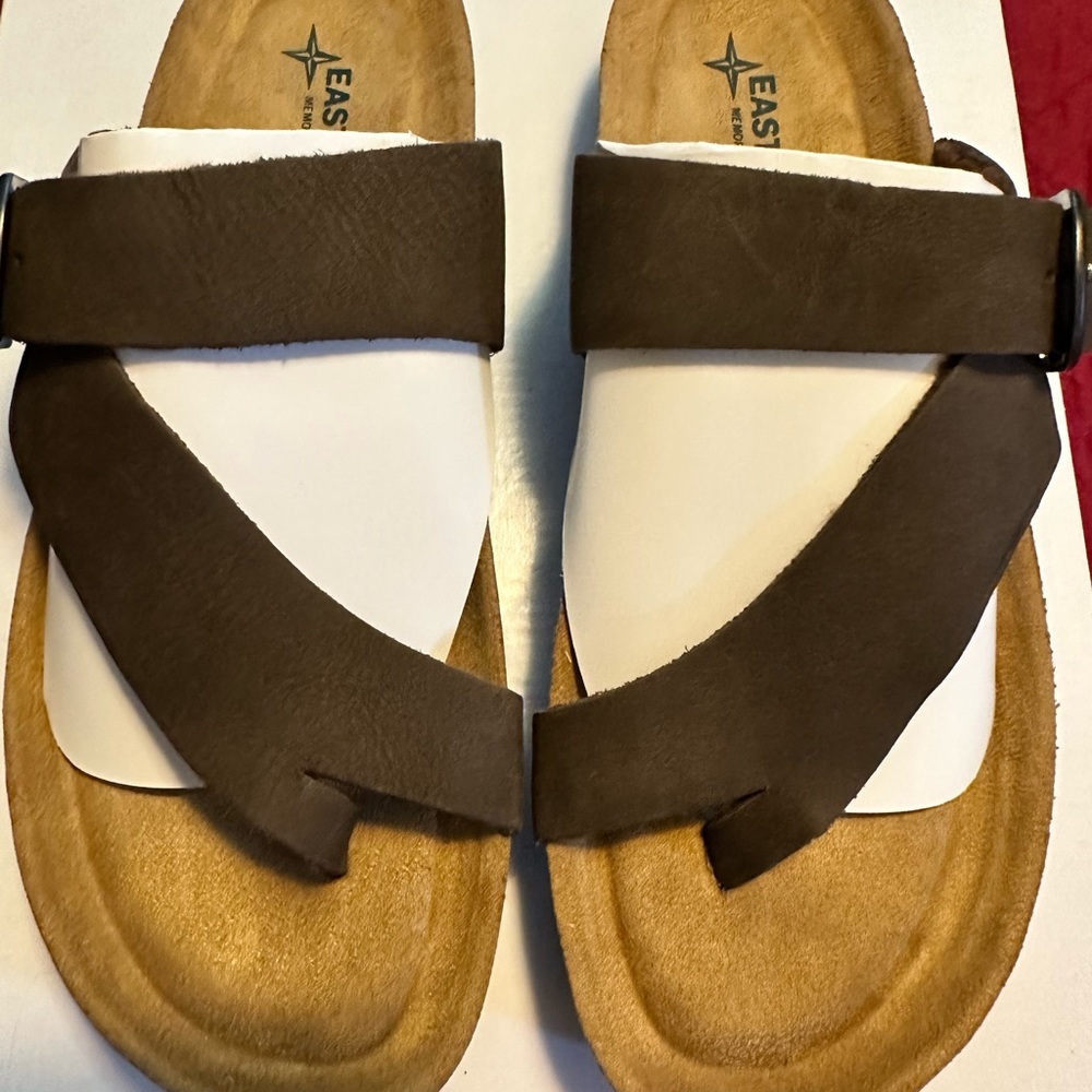Eastland Shauna Sandal 9M  New, never worn Brown
